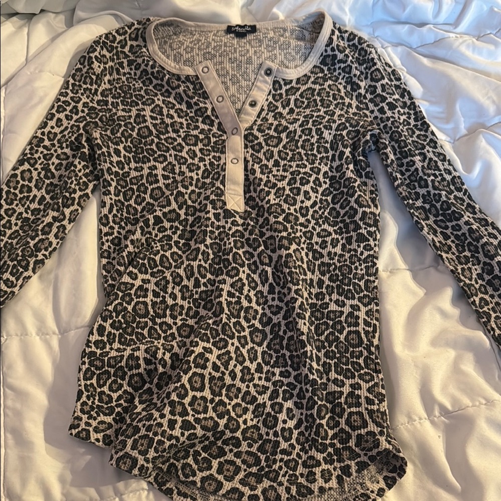 Leopard Print Long Sleeve Top